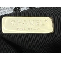 $182.00 USD Chanel AAA Quality Messenger Bags For Women #1174323