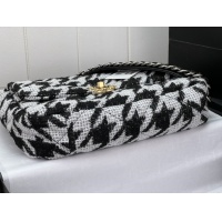 $190.00 USD Chanel AAA Quality Messenger Bags For Women #1174324
