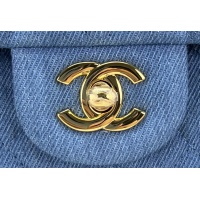 $192.00 USD Chanel AAA Quality Messenger Bags For Women #1174351