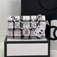 $192.00 USD Chanel AAA Quality Messenger Bags For Women #1174379