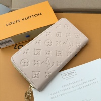 $42.00 USD Louis Vuitton LV Wallets For Women #1174421