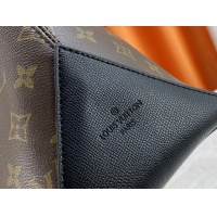 $76.00 USD Louis Vuitton AAA Man Handbags #1174639