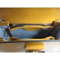 $82.00 USD Gucci AAA Quality Handbags For Women #1175498