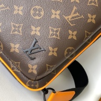 $160.00 USD Louis Vuitton AAA Man Messenger Bags #1178389