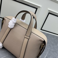 $130.00 USD Fendi AAA Quality Handbags For Women #1178886