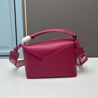 $158.00 USD LOEWE AAA Quality Messenger Bags For Women #1178922