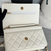 $158.00 USD Chanel AAA Quality Messenger Bags In Gold For Women #1179509