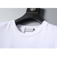 $25.00 USD Moncler T-Shirts Short Sleeved For Men #1181511