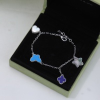 $39.00 USD Van Cleef & Arpels Bracelets For Women #1182518
