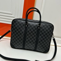 $88.00 USD Louis Vuitton AAA Man Handbags #1182637