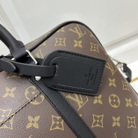 $88.00 USD Louis Vuitton AAA Man Handbags #1182638