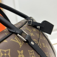 $88.00 USD Louis Vuitton AAA Man Handbags #1182638
