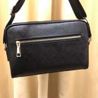 $92.00 USD Versace AAA Man Messenger Bags #1182744