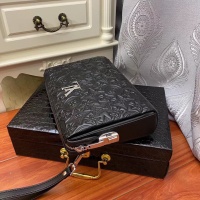 $68.00 USD Louis Vuitton AAA Man Wallets #1182834