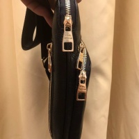 $88.00 USD Louis Vuitton AAA Man Messenger Bags #1182853