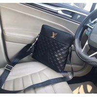 $88.00 USD Louis Vuitton AAA Man Messenger Bags #1182854