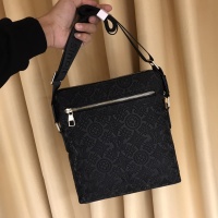 $92.00 USD Louis Vuitton AAA Man Messenger Bags #1182856