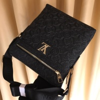 $92.00 USD Louis Vuitton AAA Man Messenger Bags #1182856
