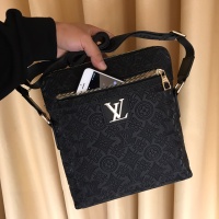 $92.00 USD Louis Vuitton AAA Man Messenger Bags #1182856