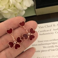 $52.00 USD Van Cleef & Arpels Jewelry Set For Women #1182875