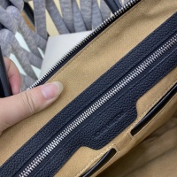 $160.00 USD Louis Vuitton AAA Man Handbags #1182888