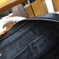 $102.00 USD Gucci AAA Man Handbags #1182982