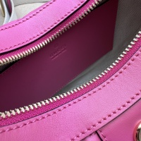 $225.00 USD Gucci AAA Quality Messenger Bags For Women #1183073