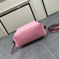 $88.00 USD Fendi AAA Quality Handbags For Women #1183118