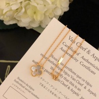 $45.00 USD Van Cleef & Arpels Jewelry Set For Women #1183249