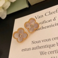 $45.00 USD Van Cleef & Arpels Jewelry Set For Women #1183249