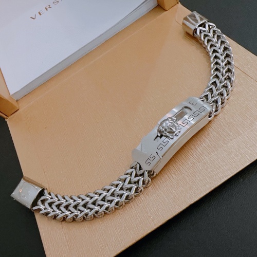 Versace Bracelets #1184038