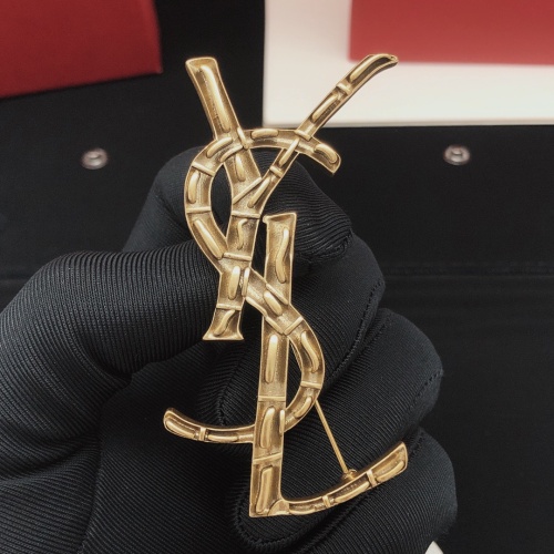Yves Saint Laurent Brooches For Women #1184177 $27.00 USD, Wholesale Replica Yves Saint Laurent Brooches