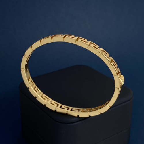 Replica Versace Bracelets #1184374 $32.00 USD for Wholesale