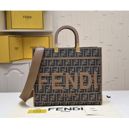 Fendi AAA Quality Tote-Handbags For Women #1185396