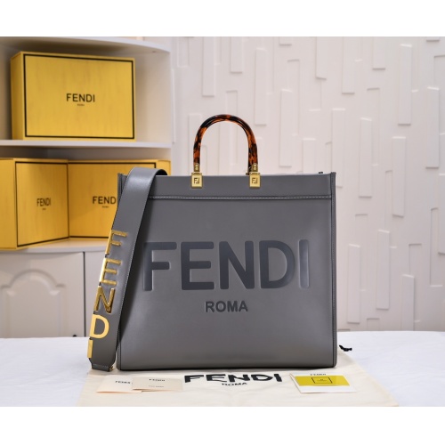 Fendi AAA Quality Tote-Handbags For Women #1185405 $102.00 USD, Wholesale Replica Fendi AAA Quality Handbags