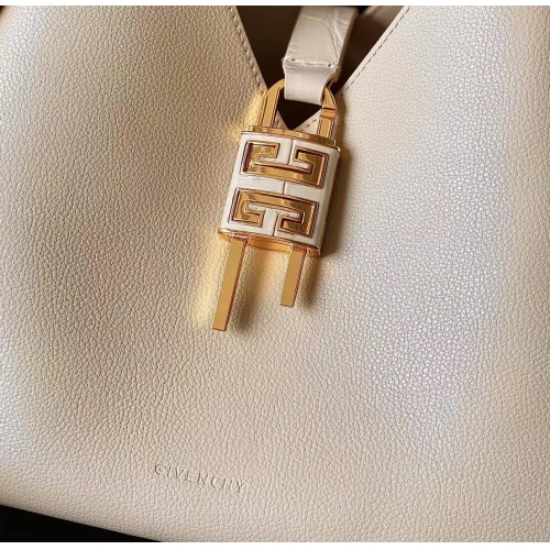Replica Givenchy AAA Quality Shoulder Bags For Women #1185548 $254.55 USD for Wholesale