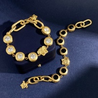 $34.00 USD Versace Bracelets #1184310