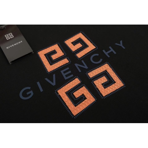 Replica Givenchy T-Shirts Short Sleeved For Unisex #1186304 $41.00 USD for Wholesale