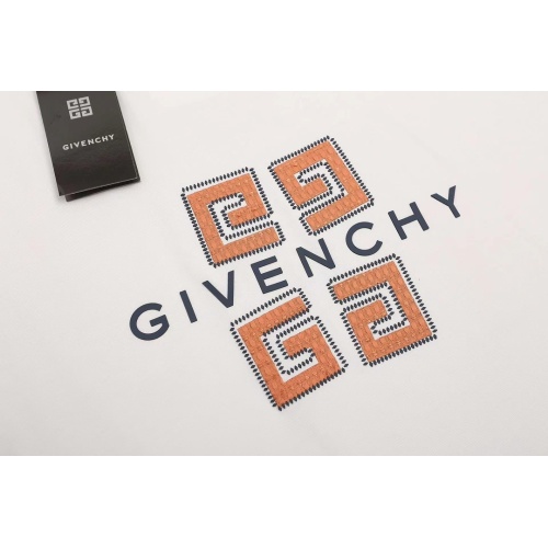 Replica Givenchy T-Shirts Short Sleeved For Unisex #1186305 $41.00 USD for Wholesale