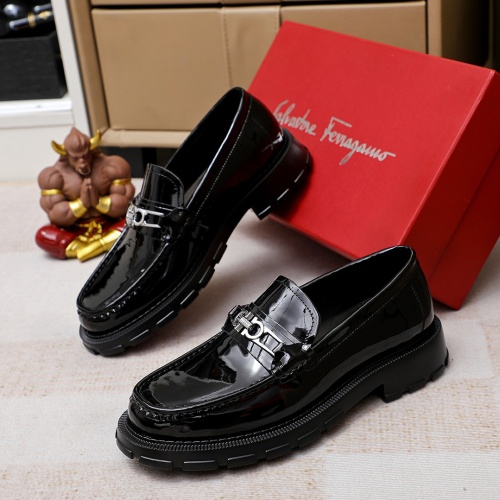 Salvatore Ferragamo Leather Shoes For Men #1186490
