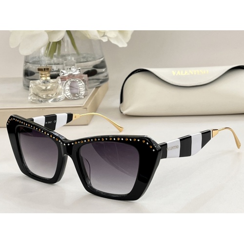 Valentino AAA Quality Sunglasses #1187365 $64.00 USD, Wholesale Replica Valentino AAA Quality Sunglasses