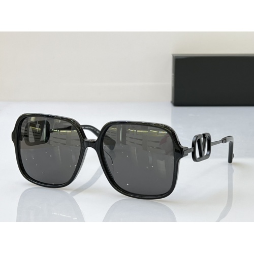Valentino AAA Quality Sunglasses #1187603 $64.00 USD, Wholesale Replica Valentino AAA Quality Sunglasses