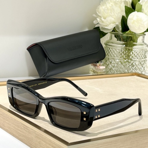 Valentino AAA Quality Sunglasses #1187805 $64.00 USD, Wholesale Replica Valentino AAA Quality Sunglasses