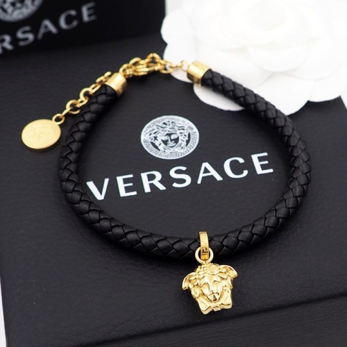 Versace Bracelets #1189848 $25.00 USD, Wholesale Replica Versace Bracelets