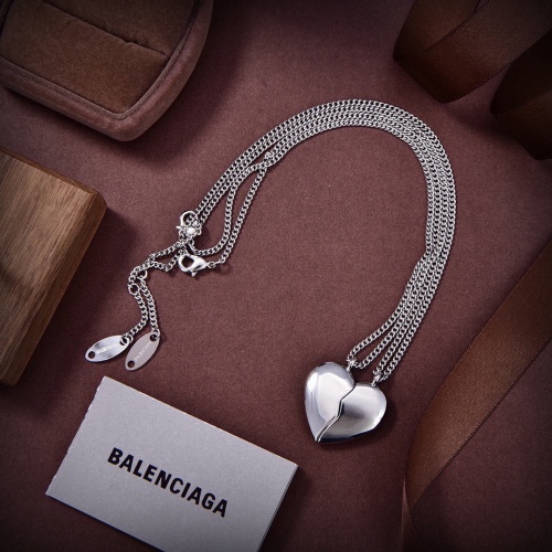 Balenciaga Necklaces #1189874 $32.00 USD, Wholesale Replica Balenciaga Necklaces