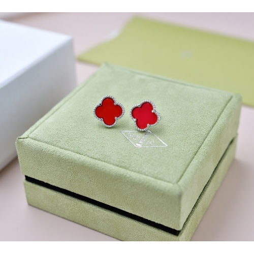 Van Cleef & Arpels Earrings For Women #1191320