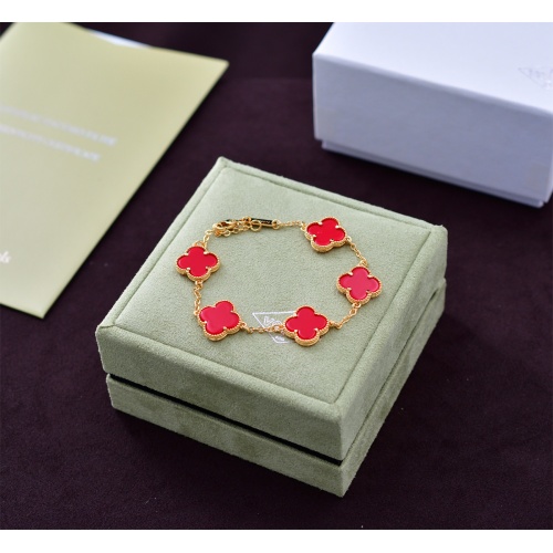 Van Cleef & Arpels Bracelets For Women #1191523