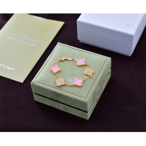 Dolce &amp; Gabbana Bracelets For Women #1191533 $22.00 USD, Wholesale Replica Van Cleef &amp; Arpels Bracelets