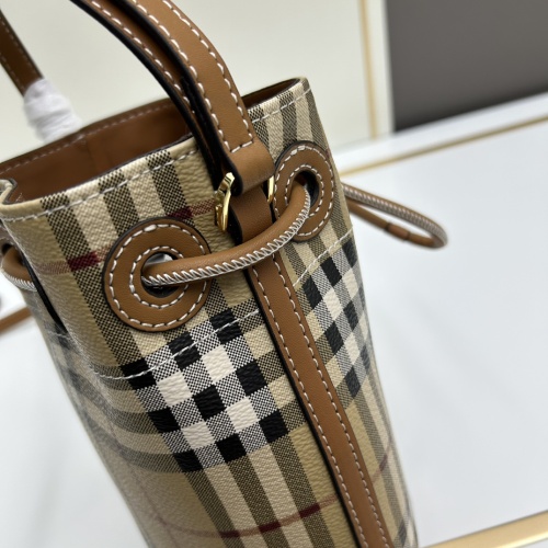 Replica Burberry AAA Quality Messenger Bags For Women #1191684 $98.00 USD for Wholesale