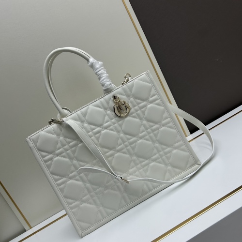 Christian Dior AAA Quality Tote-Handbags For Women #1191695 $82.00 USD, Wholesale Replica Christian Dior AAA Handbags